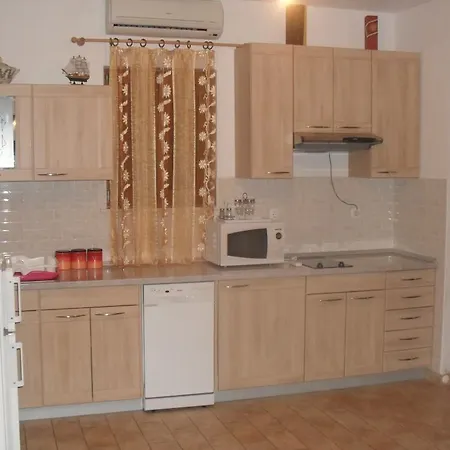 Kaktus Apartamento Ložišće